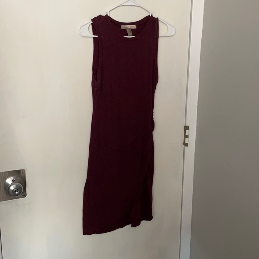 Maroon bodycon dress with one sided tulip